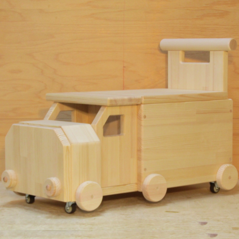 手作り木製 おもちゃも運べて座れる トラック型手押し車 コンボイ Sosion夢工場