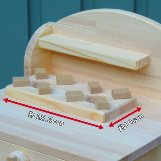 手作り　木製ままごとレンジ　ＣＶＲ　魚焼きグリル・２口コンロ、レンジ(くるくる回せるターンテーブル付き）(完成品です！） - 画像 (2)