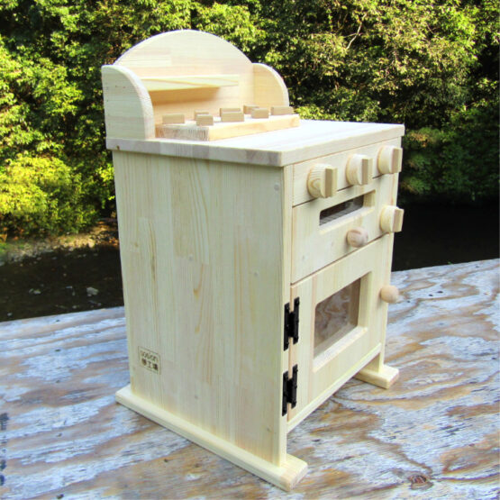 手作り　木製ままごとレンジ　ＣＶＲ　魚焼きグリル・２口コンロ、レンジ(くるくる回せるターンテーブル付き）(完成品です！） - 画像 (4)