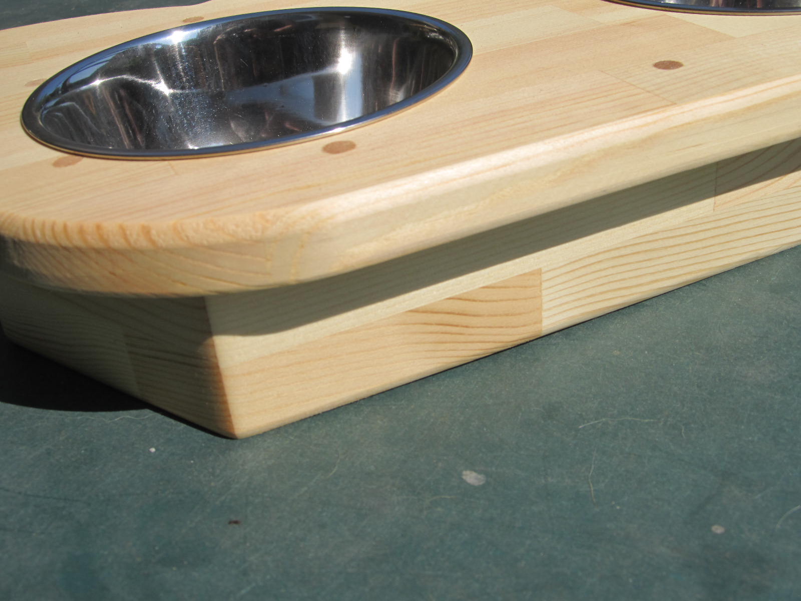 ペット食器　✨　木製　フードテーブル　犬　大型　2穴食器付き