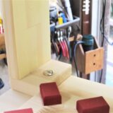 手作り木製「棚付き」ままごとフルキッチン　ＤＨＫ-Ｒ・ホーローシンク・レンジ付き（完成品です！）　・送料込み・クリスマスプレゼント　木のおもちゃ　クリスマス　女の子 　男の子　木製 子供 木のおもちゃ 出産祝い ごっこ遊び クリスマス バースデ- ままごとキッチン　手作り - 画像 (4)