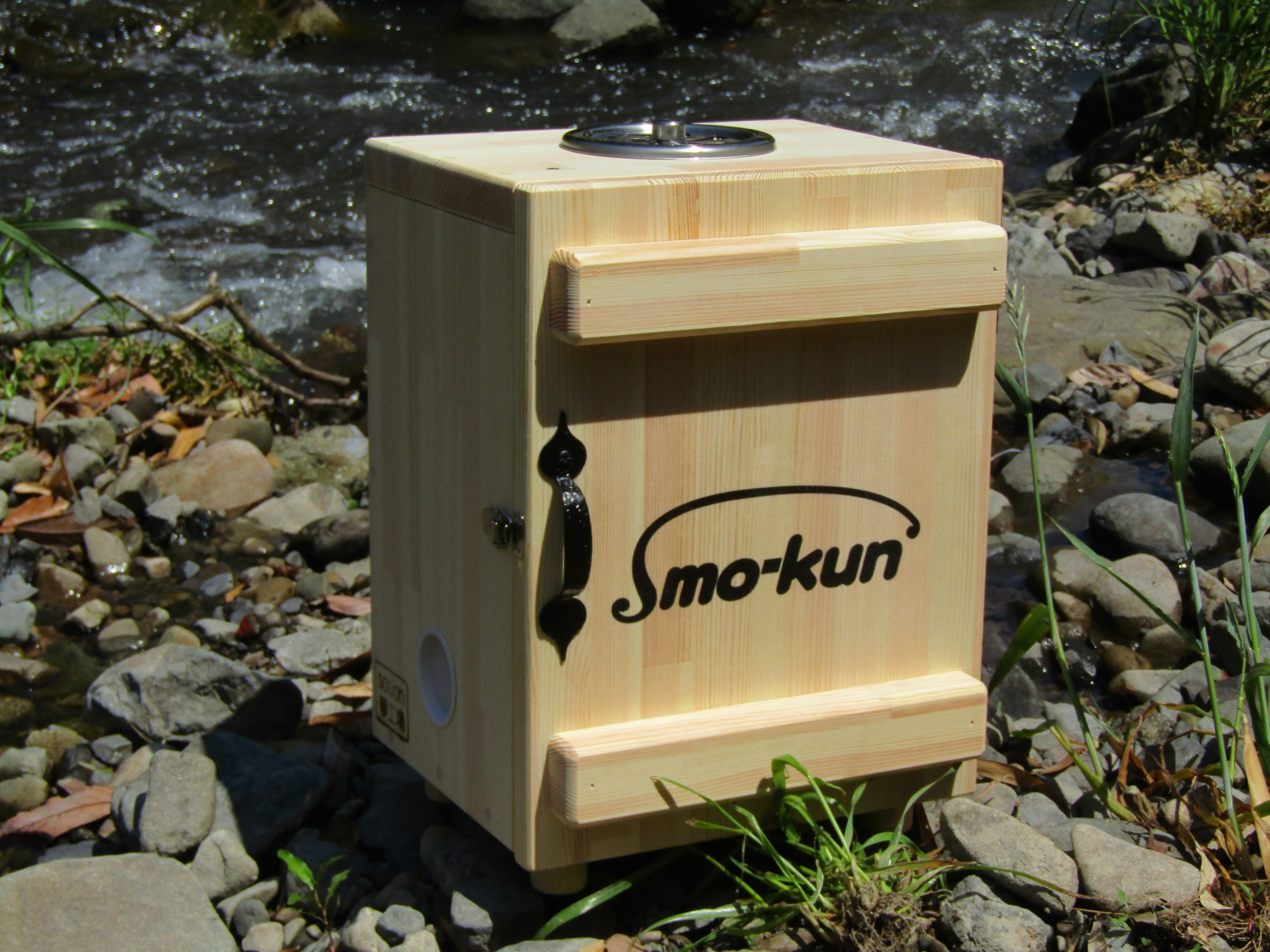 手作り木製 Ｗｏｏｄ Ｓｍｏｋｅｒ「Sｍｏ-ｋｕｎ」燻製器・送料込み・