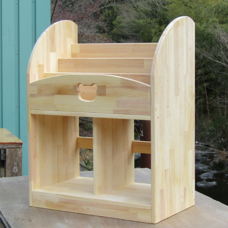 手作り木製 絵本棚(完成品です)幅60cm ・送料込・組み立て不要 保育園 幼稚園 収納 見せる収納 インテリア - 画像 (2)