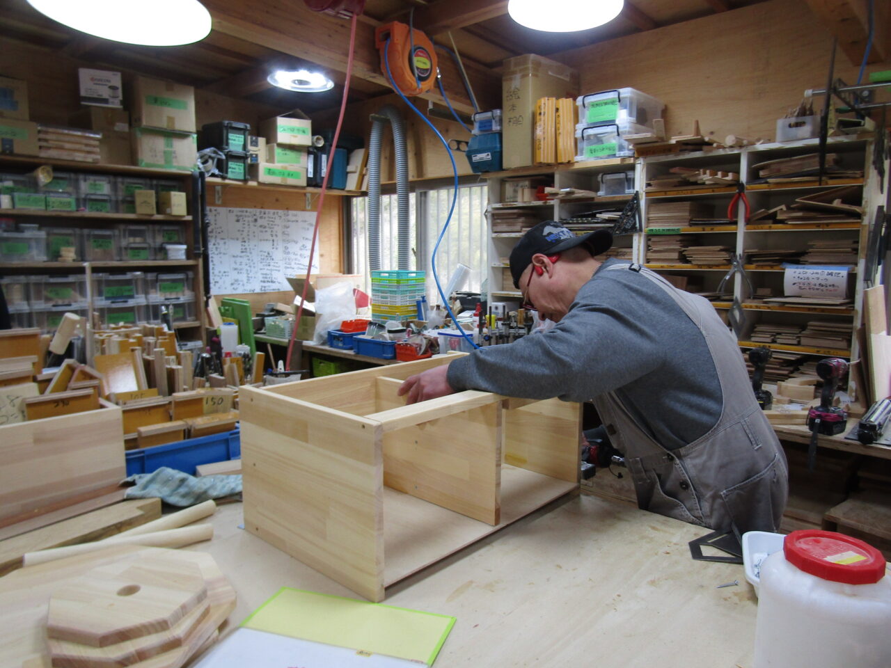 ままごとキッチン製作風景1